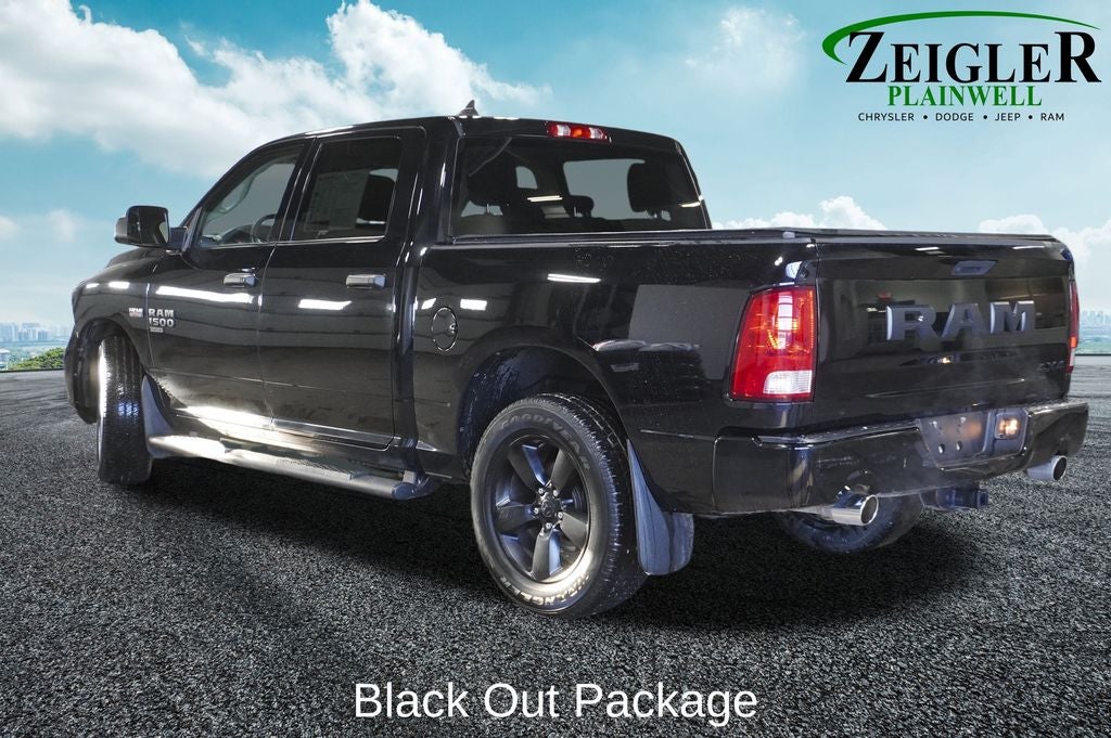 2019 RAM 1500 Classic Express ParkView Rear Back-Up Camera & Integrated Voice Co