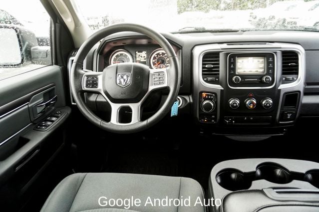 2022 RAM 1500 Classic SLT ParkView Rear Back-Up Camera & Integrated Voice Co