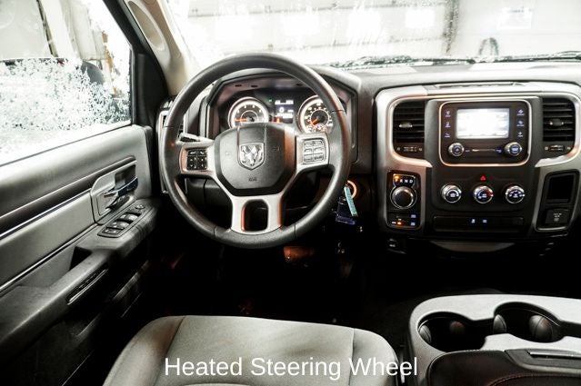 2023 RAM 1500 Classic SLT ParkView Rear Back-Up Camera & Apple CarPlay