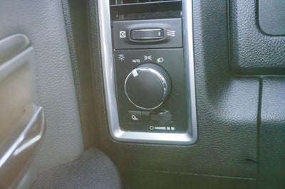 2023 RAM 1500 Classic SLT Integrated Voice Command w/Bluetooth & ParkView Re