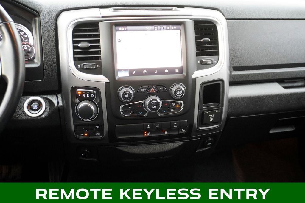 2022 RAM 1500 Classic SLT ParkView Rear Back-Up Camera & Integrated Voice Co