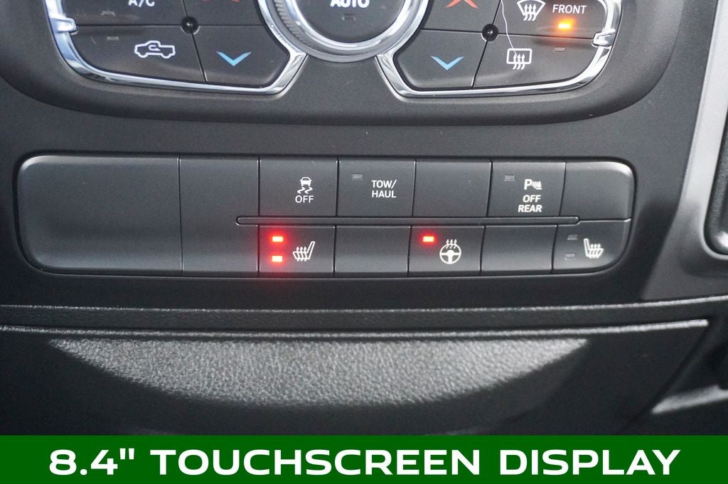 2022 RAM 1500 Classic SLT ParkView Rear Back-Up Camera & Integrated Voice Co