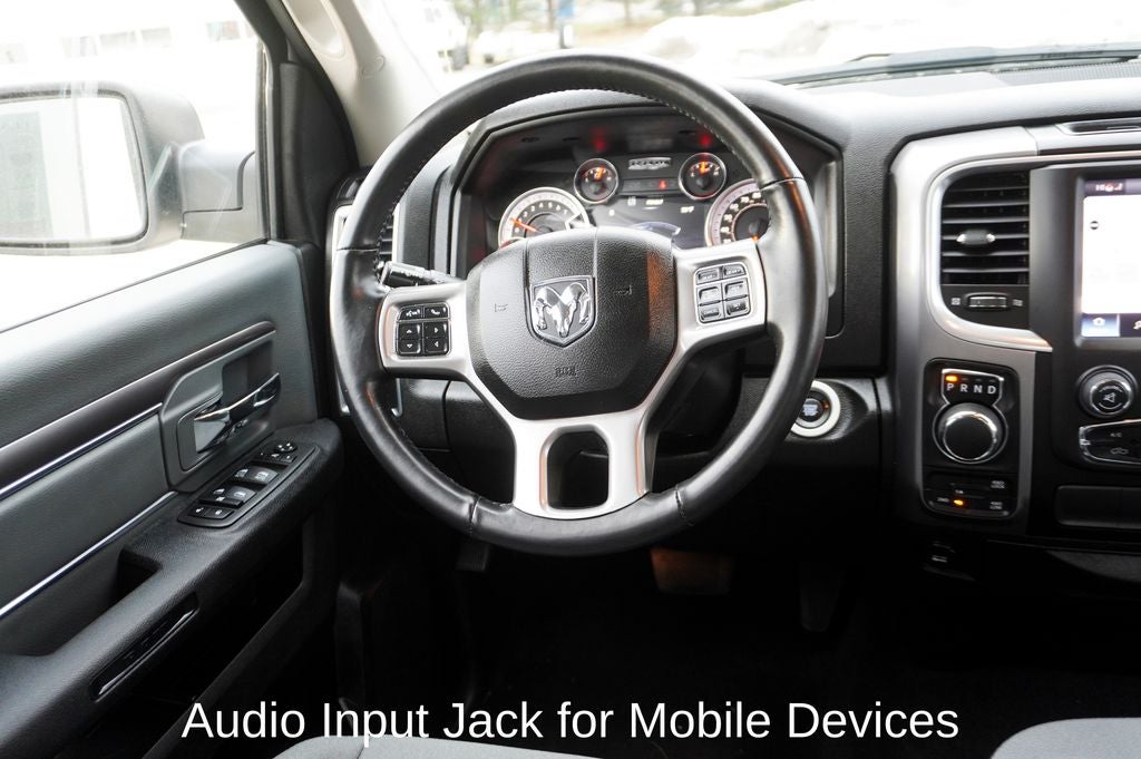 2022 RAM 1500 Classic SLT ParkView Rear Back-Up Camera & Integrated Voice Co