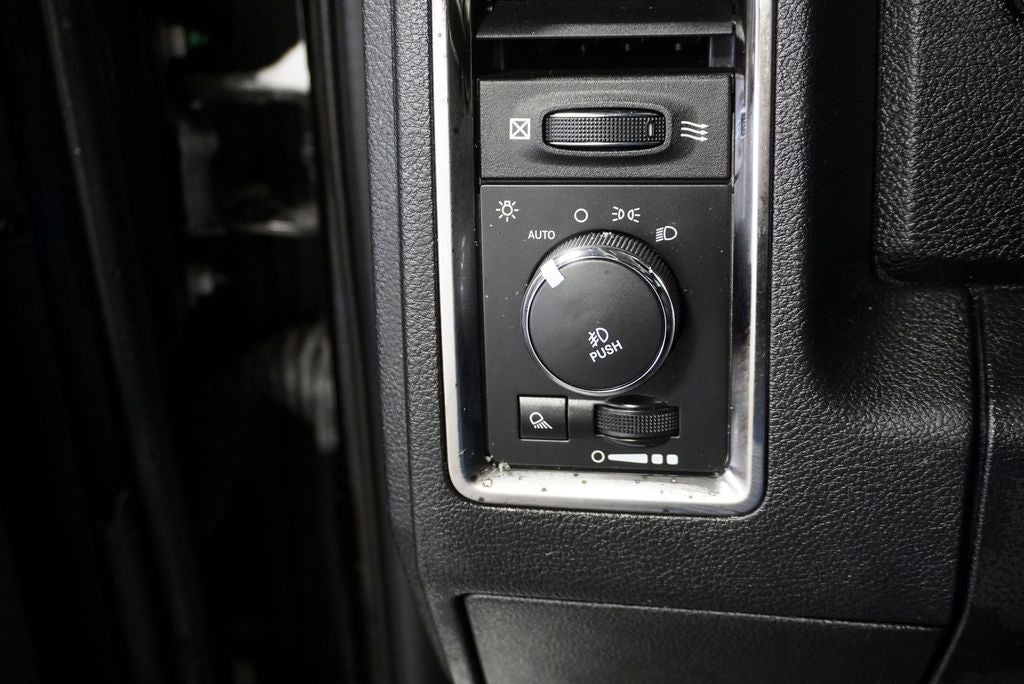 2014 RAM 1500 Sport ParkView Rear Back-Up Camera & Navigation System