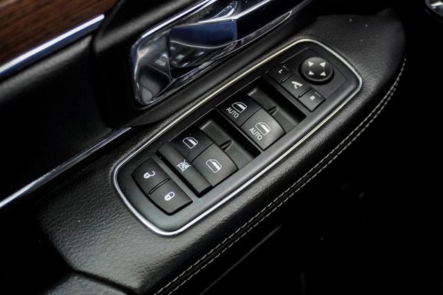 2018 RAM 1500 Laramie Navigation System & Power Sunroof