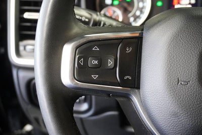 2025 RAM 1500 Big Horn/Lone Star Integrated Voice Command w/Bluetooth