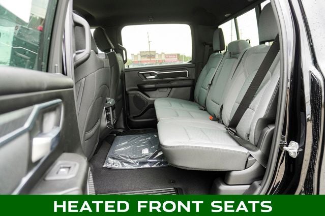 2025 RAM 1500 Big Horn/Lone Star Integrated Voice Command w/Bluetooth