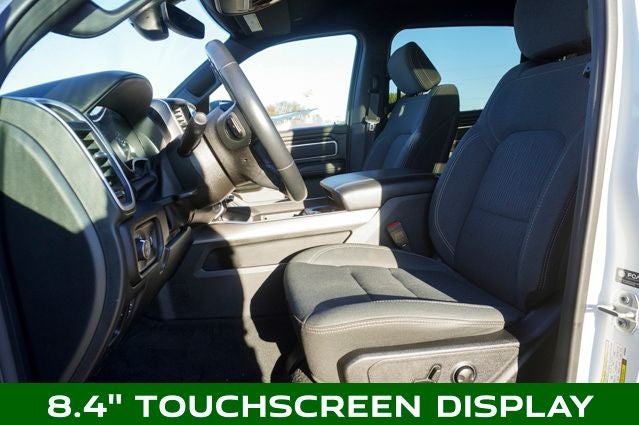 2022 RAM 1500 Big Horn/Lone Star Navigation System & ParkView Rear Back-Up Camera
