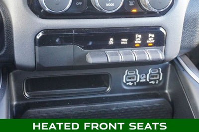 2022 RAM 1500 Big Horn/Lone Star Navigation System & ParkView Rear Back-Up Camera