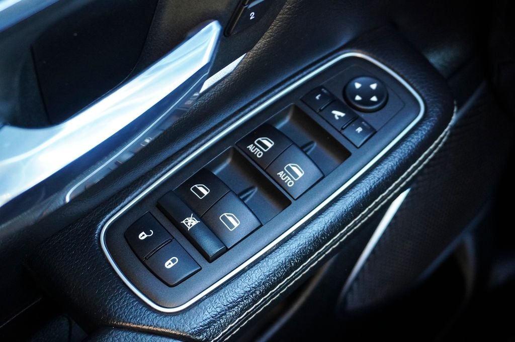 2023 RAM 1500 Laramie 12" Touchscreen Display Navigation System