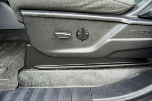 2023 Ford F-350SD XLT 5th Wheel/Gooseneck Hitch Prep Package