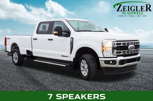 2023 Ford F-350SD XLT 5th Wheel/Gooseneck Hitch Prep Package