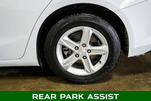 2024 Chevrolet Malibu LS 1FL