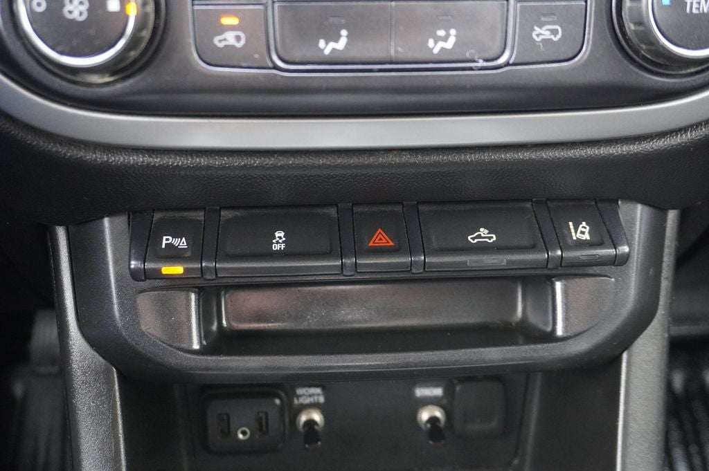 2022 Chevrolet Colorado LT Apple CarPlay/Android Auto & Exterior Parking Came