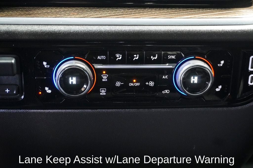 2025 Chevrolet Silverado 1500 LT Navigation System & 12.3" Multicolor Reconfigurabl