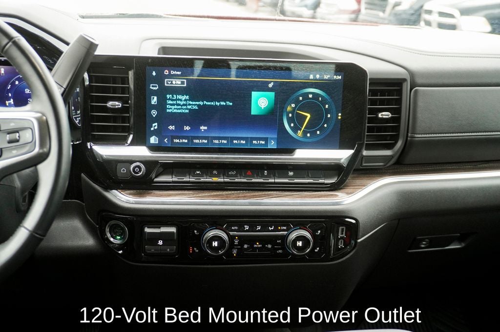 2025 Chevrolet Silverado 1500 LT 12.3" Multicolor Reconfigurable Digital Display &