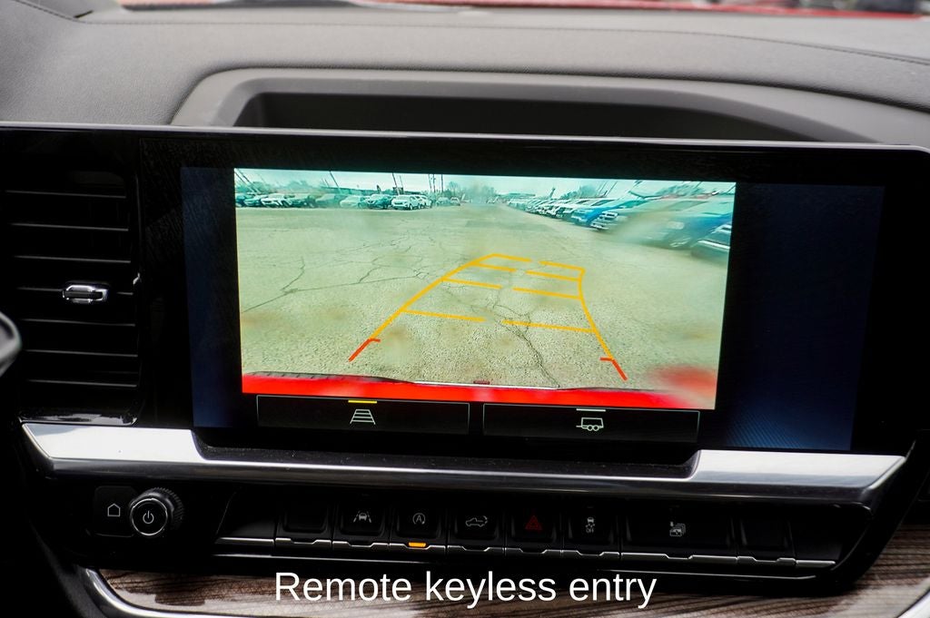 2025 Chevrolet Silverado 1500 LT 12.3" Multicolor Reconfigurable Digital Display &