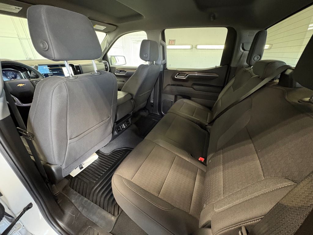 2025 Chevrolet Silverado 1500 LT Navigation System