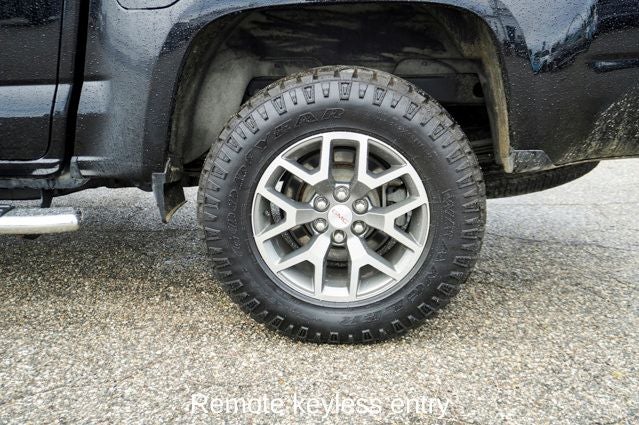 2022 GMC Canyon AT4 w/Leather Exterior Parking Camera Rear & Apple CarPlay/Andro