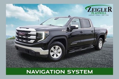 2023 GMC Sierra 1500 SLE Navigation System & HD Rear Vision Camera