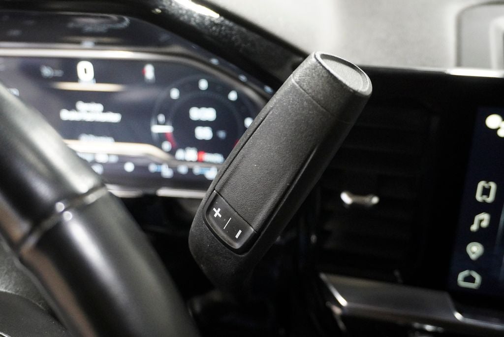 2024 GMC Sierra 1500 SLE Navigation System & Apple CarPlay/Android Auto