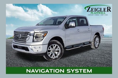 2021 Nissan Titan SL Navigation System & Dual Panel Panoramic Moonroof