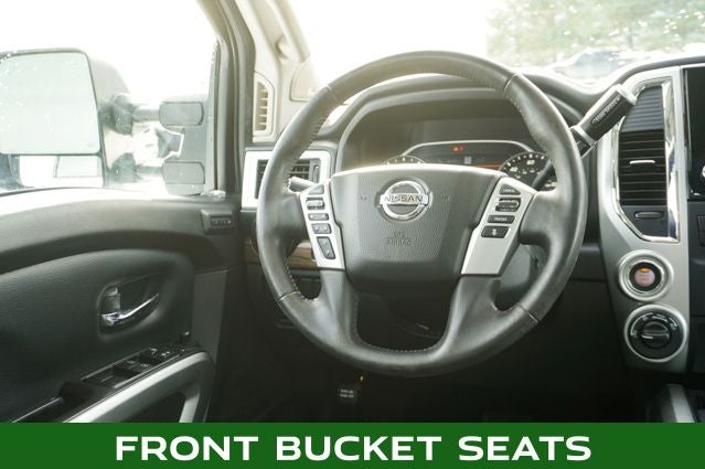 2021 Nissan Titan SL Navigation System & Dual Panel Panoramic Moonroof