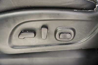 2021 Nissan Titan SL Navigation System & Dual Panel Panoramic Moonroof