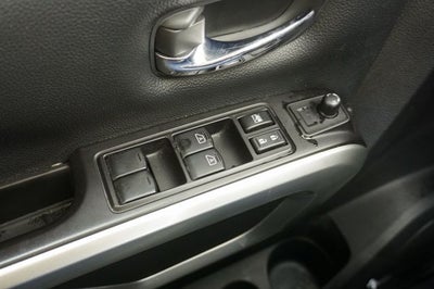 2021 Nissan Titan SL Navigation System & Dual Panel Panoramic Moonroof