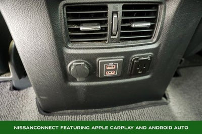 2021 Nissan Titan SL Navigation System & Dual Panel Panoramic Moonroof