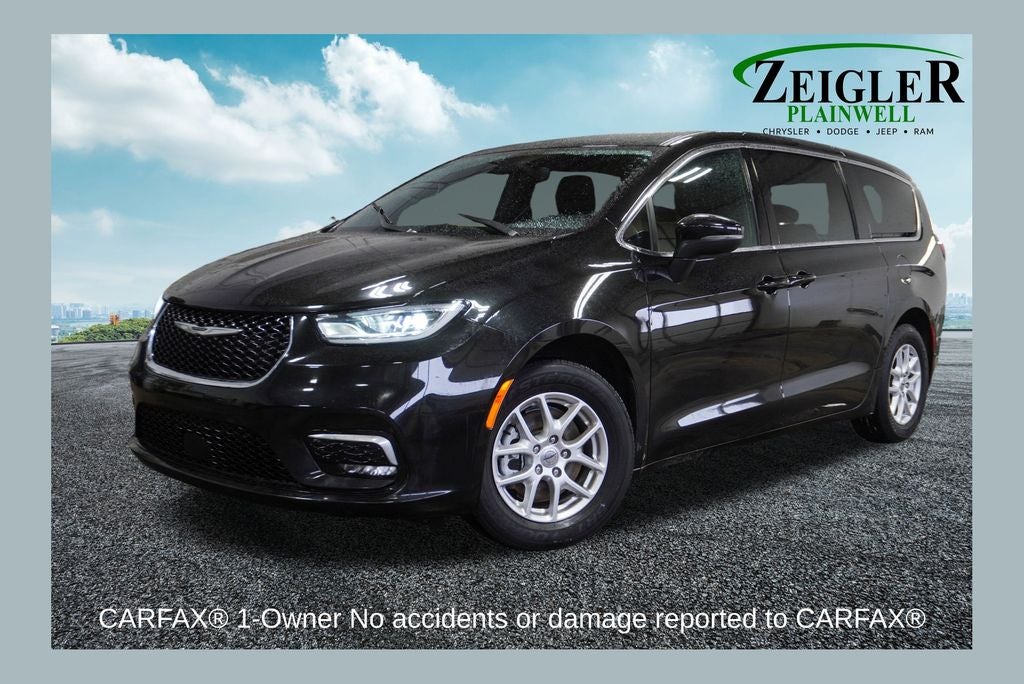 2023 Chrysler Pacifica Touring