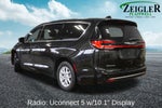 2023 Chrysler Pacifica Touring Apple CarPlay/Android Auto