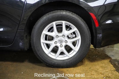 2023 Chrysler Pacifica Touring Apple CarPlay/Android Auto