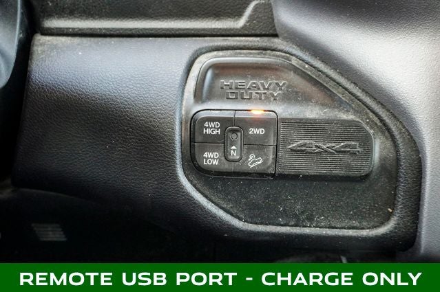 2024 RAM 2500 Big Horn Integrated Voice Command w/Bluetooth & Rear Back-U