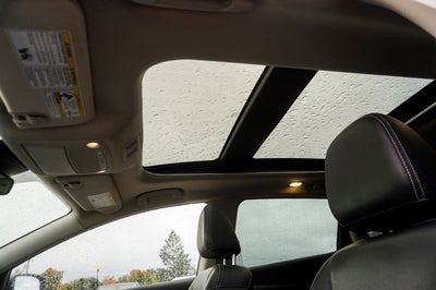 2024 Nissan Murano SL Power moonroof & Navigation System