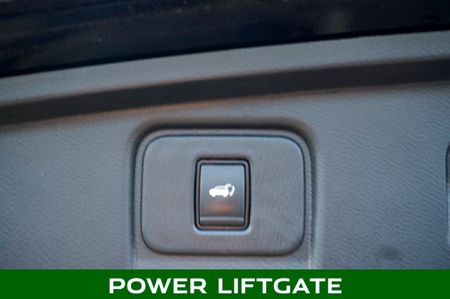 2022 Nissan Murano SL Navigation System & Dual Panel Panoramic Moonroof