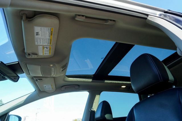 2024 Nissan Murano SL Power moonroof & Navigation System