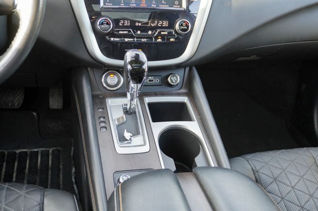 2023 Nissan Murano Platinum Power moonroof & Navigation System