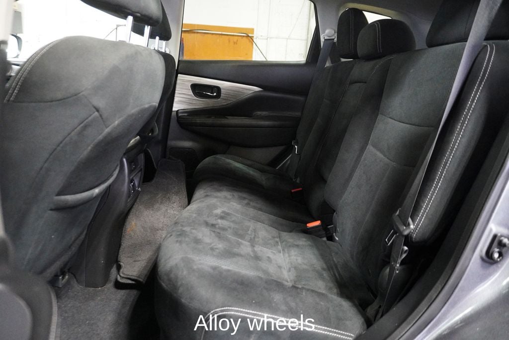 2018 Nissan Murano SV Navigation System & Power Panoramic Moonroof