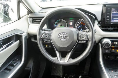 2020 Toyota RAV4 Hybrid XLE Moonroof & Backup Camera