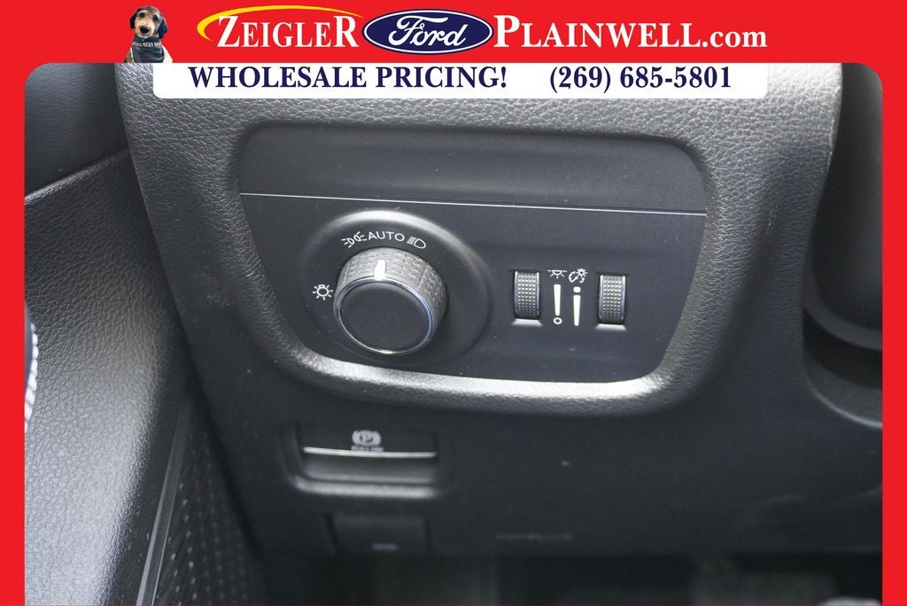 2023 Jeep Grand Cherokee Laredo V6 4x4 Rear Camera Power Seat