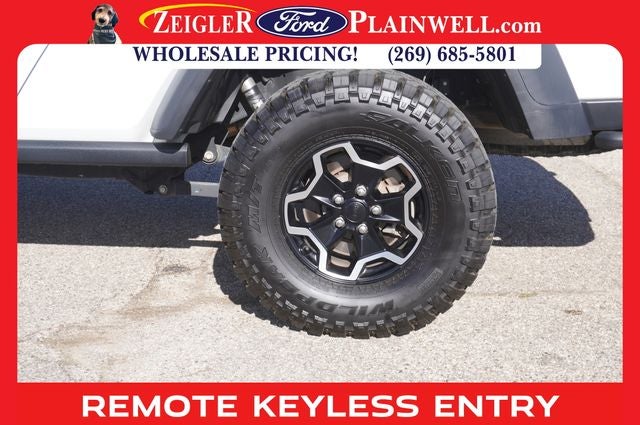 2021 Jeep Gladiator Rubicon 3.6 L V6 Sunrider Top Alpine Audio Rear
