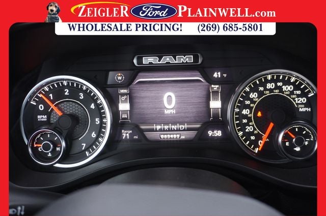 2023 RAM 1500 Laramie CREW CAB 4x4 Navigation Heated Front Leather Heate