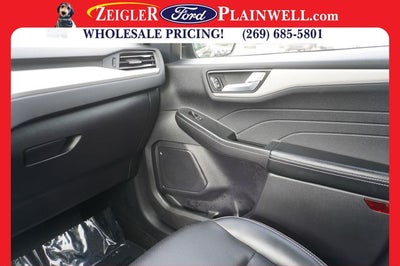 2022 Ford Escape SEL AWD HEATED LEATHER & STEERING PANORAMIC ROOF T TOW