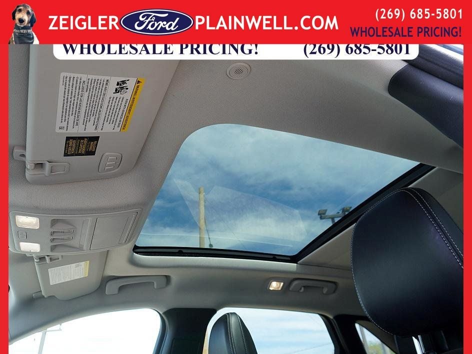 2023 Ford Escape Platinum AWD PANORAMIC ROOF HEATED LEATHER SYNC 4