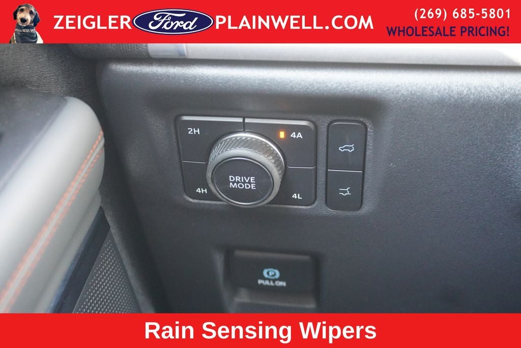 2025 Ford Expedition Active 4x4 Panoramic Roof Leather Rear Camera