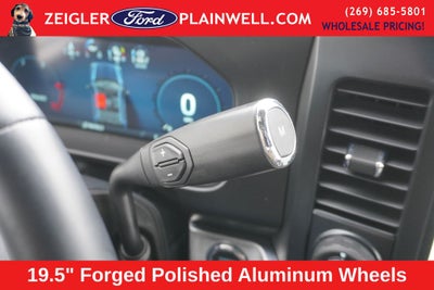 2025 Ford F-450SD Platinum DRW