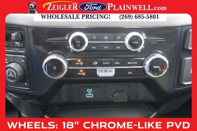 2024 Ford F-150 XLT Crew Cab 3.5L ECOBOOST NAV Custom Lift Tires and R