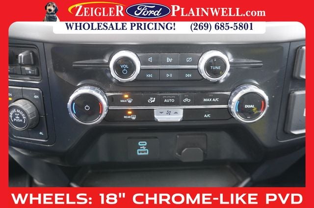 2024 Ford F-150 XLT Crew Cab 3.5L ECOBOOST NAV Custom Lift Tires and R