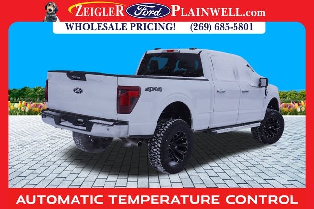 2024 Ford F-150 XLT Crew Cab 3.5L ECOBOOST NAV Custom Lift Tires and R